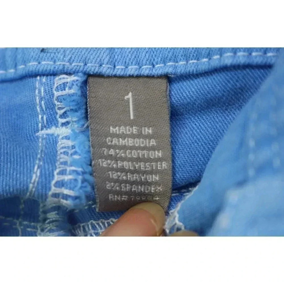 So Slimming by Chico's Women's Skinny Ankle Jeans-Size 1-Logo - Picture 5 of 8